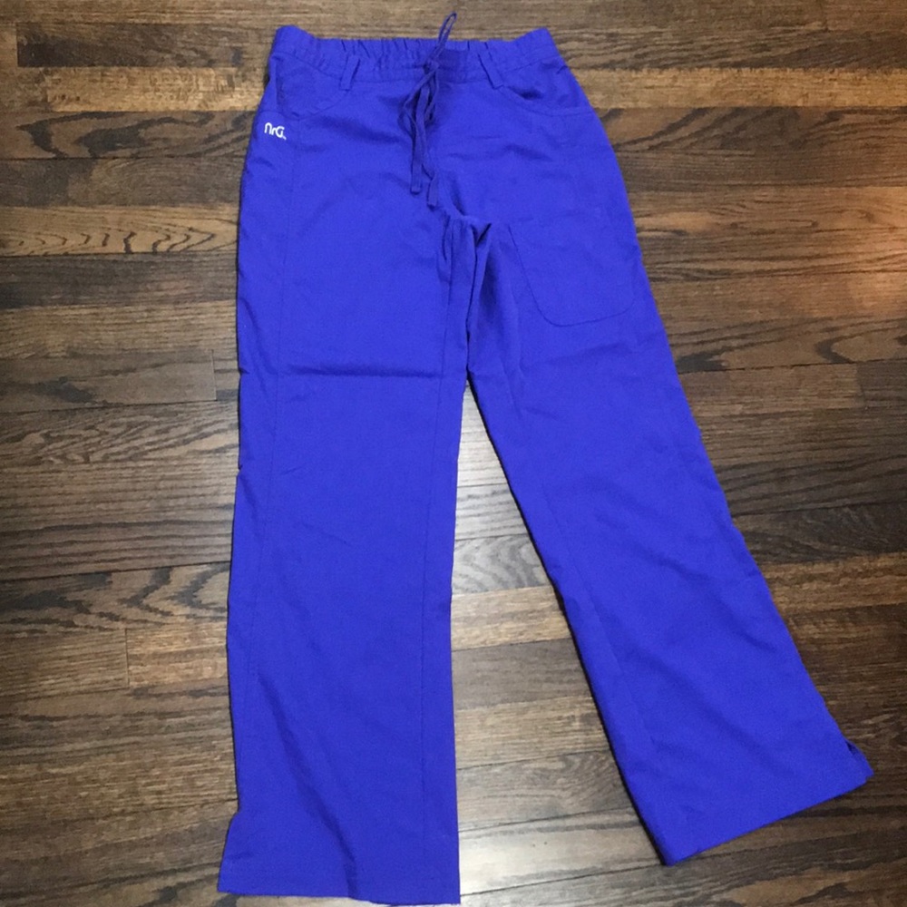EUC NrG Scrub pants